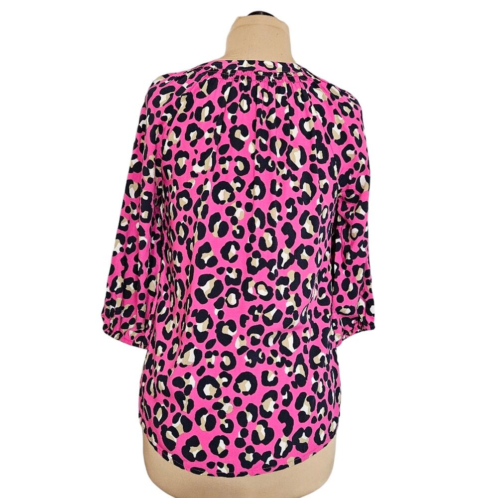 Crown & Ivy Top Small Pink Blue Leopard Print 3/4 Raglan Sleeve V Neck Smocked - Picture 2 of 14